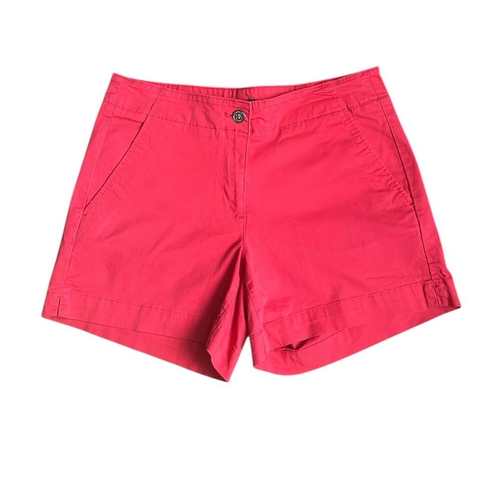Nautica women’s mid-rise shorts in a red/coral color size 8